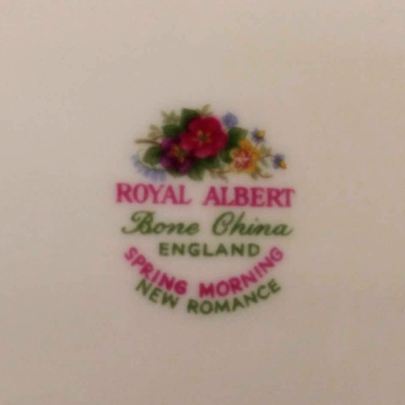 Royal Albert Platter in Spring Morning 13 1/2in - Picture 4 of 14